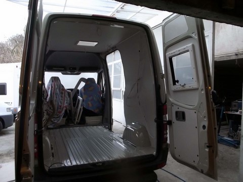 vue arrière avec plancher mercedes sprinter 316